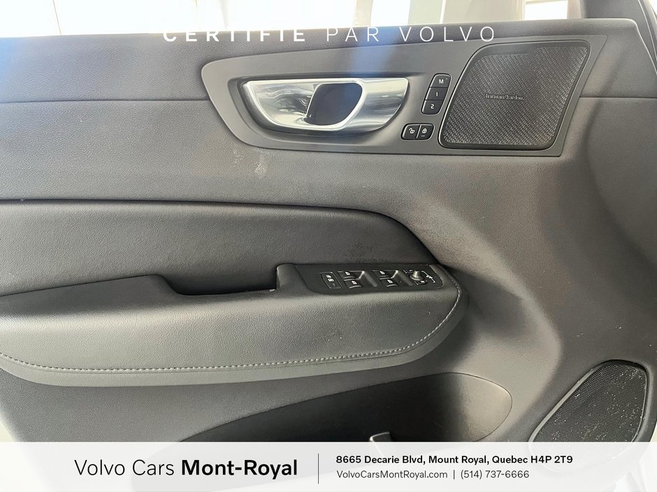 2023 Volvo XC60 Plus Bright Theme B6-8