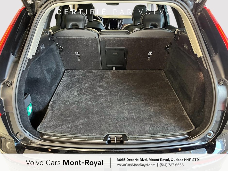 2023 Volvo XC60 Plus Bright Theme-4