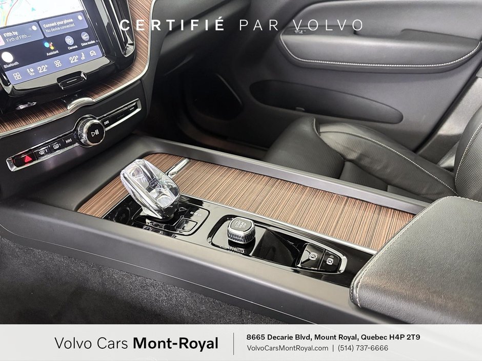 Volvo XC60 Ultimate Bright Theme 2023-12