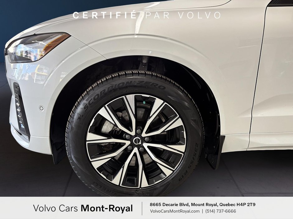 2023 Volvo XC60 Plus Dark Theme-5