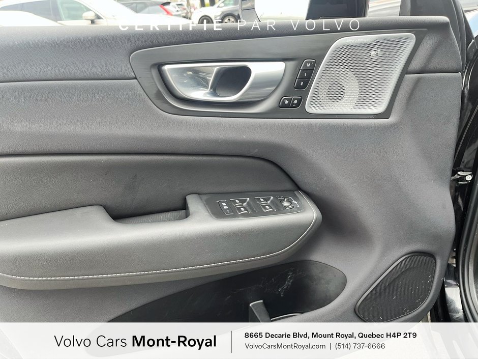 2024 Volvo XC60 Ultimate Dark Theme-7
