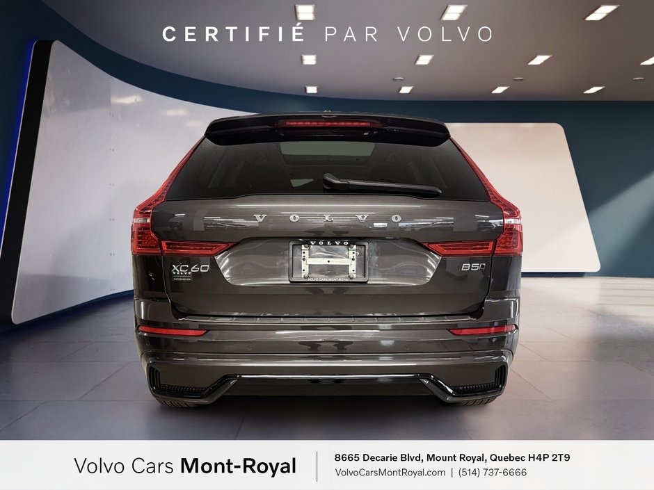 Volvo XC60 Plus Dark Theme 2024-2