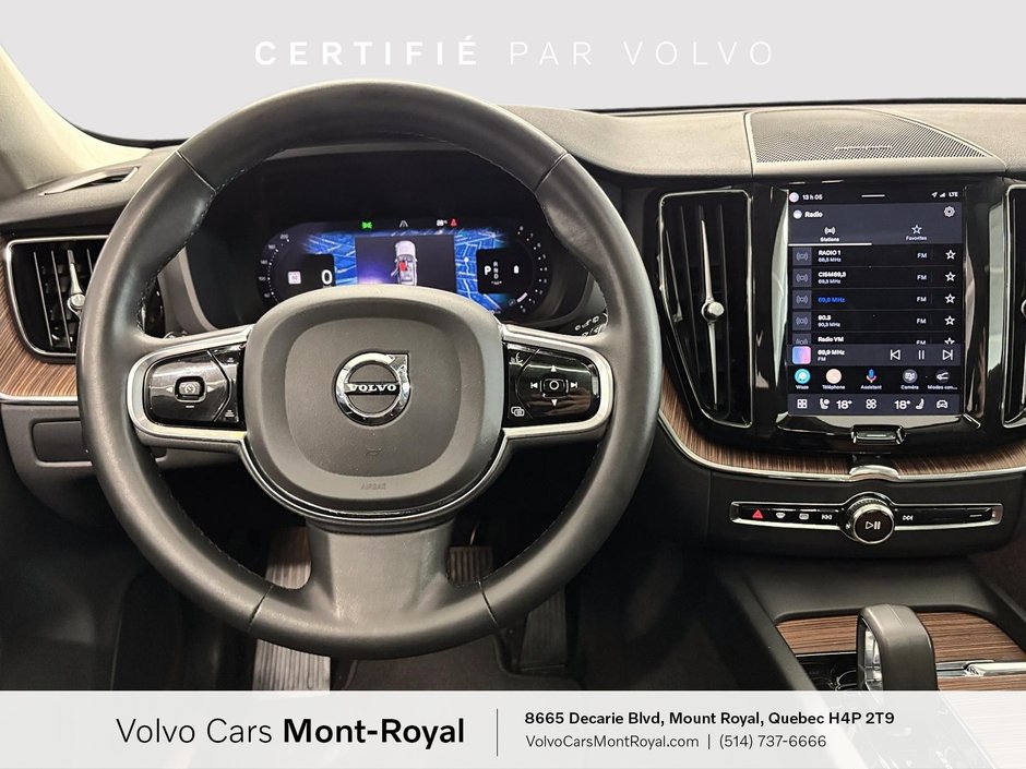 2024 Volvo XC60 Plus Dark Theme-9