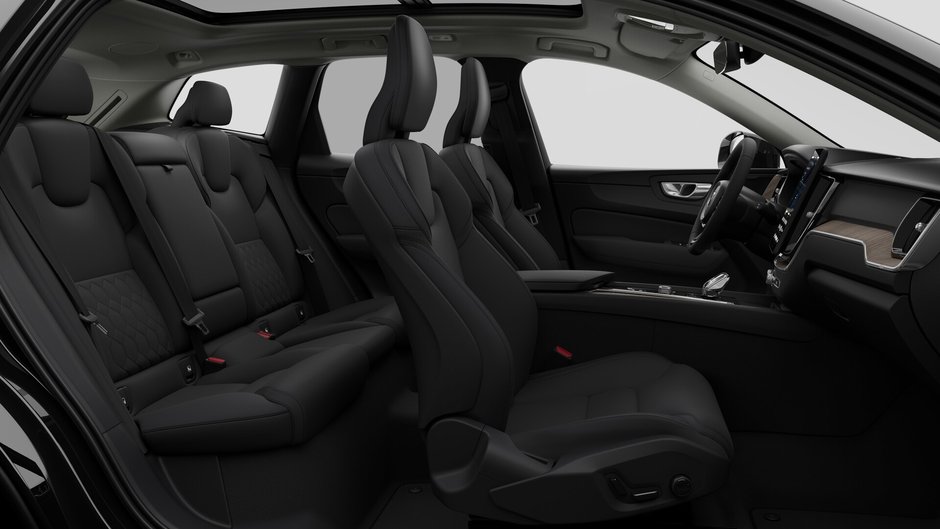 Volvo XC60 PLUS DARK THEME 2027-12