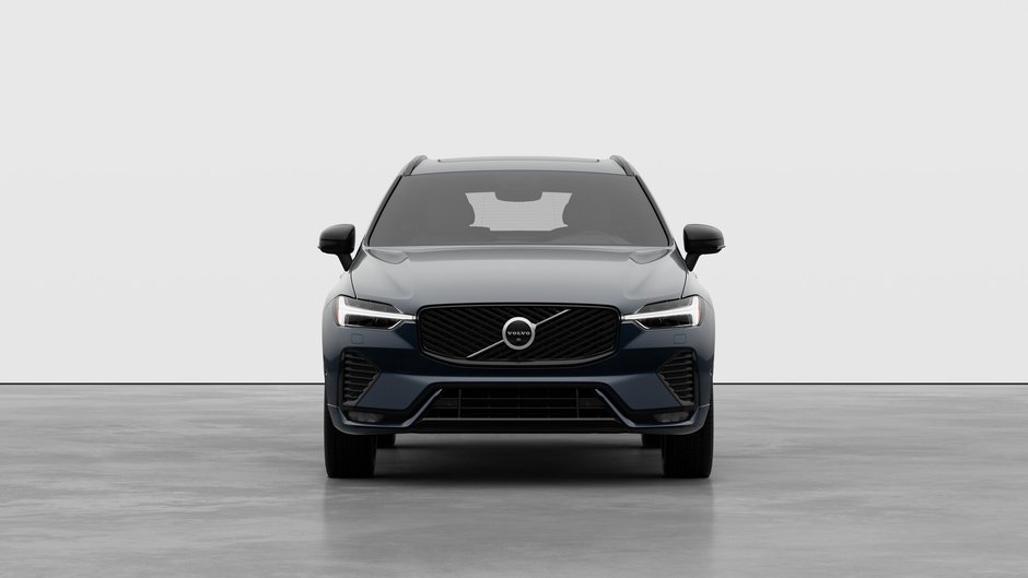 Volvo XC60 PLUS DARK THEME 2027-4