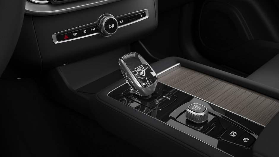 2026 Volvo XC90 HYBRIDE RECHARGEABLE PLUS VERSION FONCÉE-10