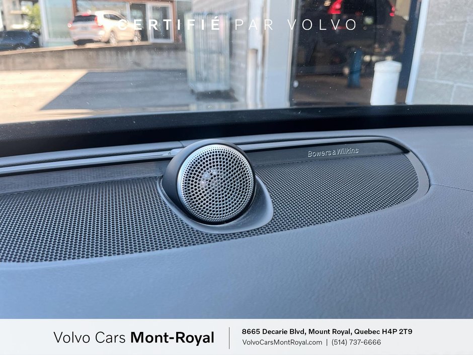 2022 Volvo XC90 Recharge Inscription Plug-In Hybrid T8-13