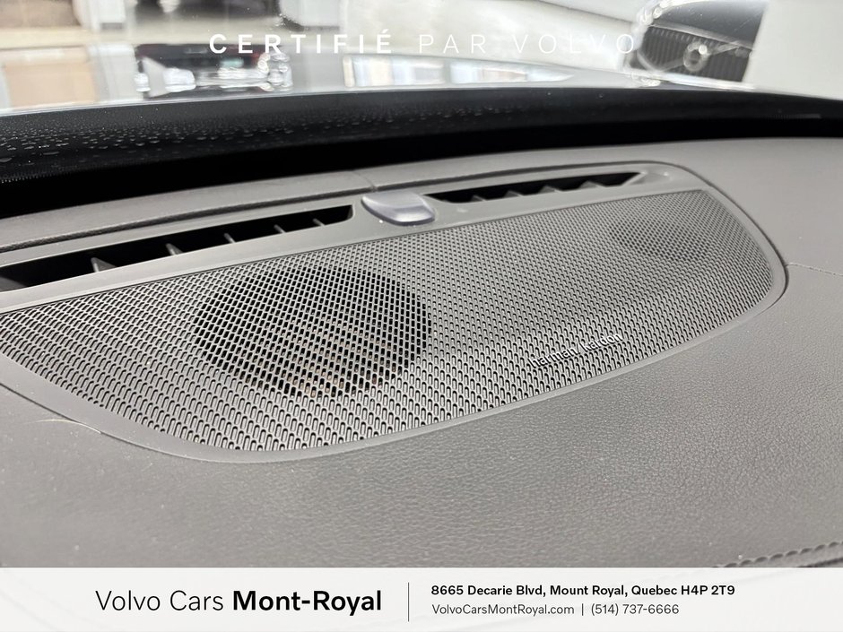 2024 Volvo XC90 Recharge Ultimate Bright Theme Plug-In Hybrid T8-13