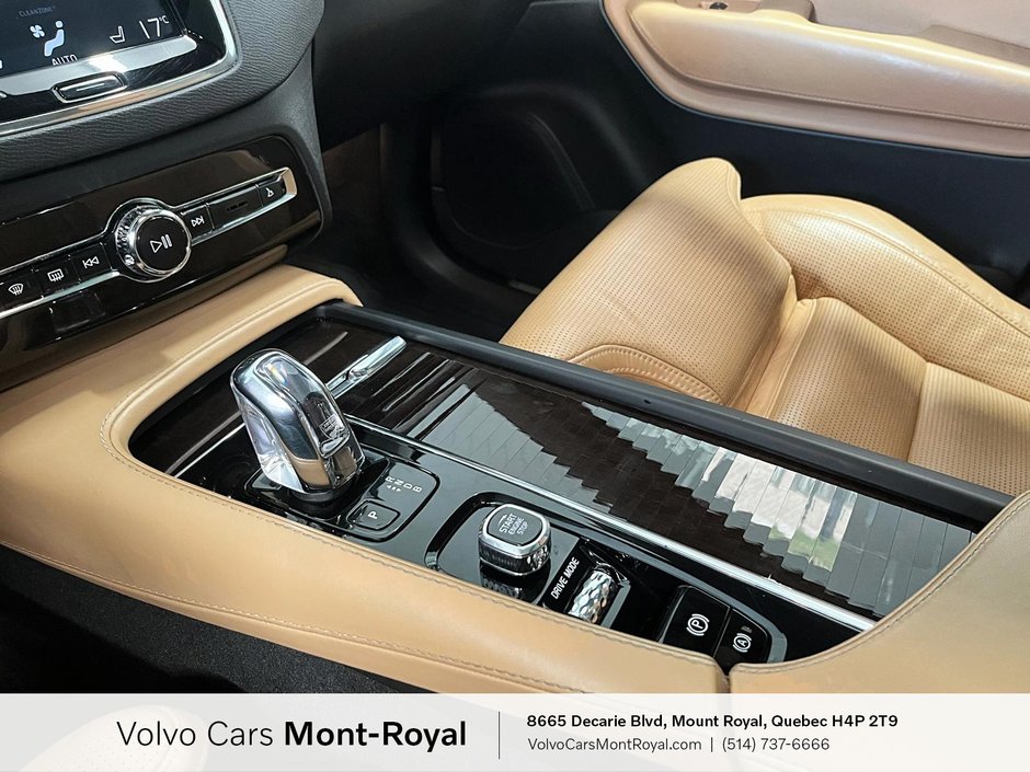 2018 Volvo XC90 Inscription plug-In Hybrid T8-12