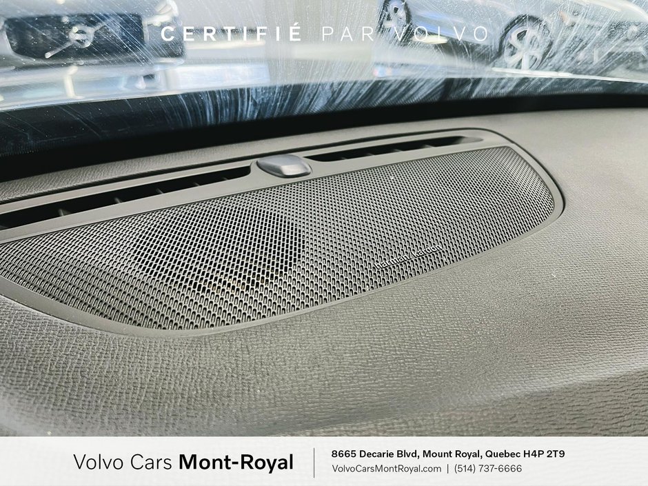 Volvo XC90 Momentum 2022-13