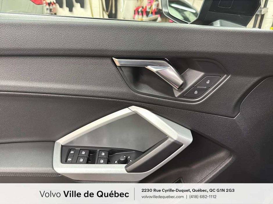 Audi Q3 Komfort 40 2022-20