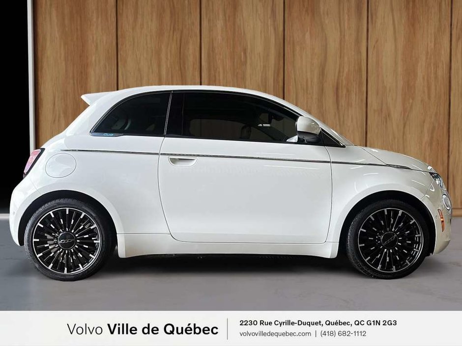 2024 Fiat 500e La Prima-3