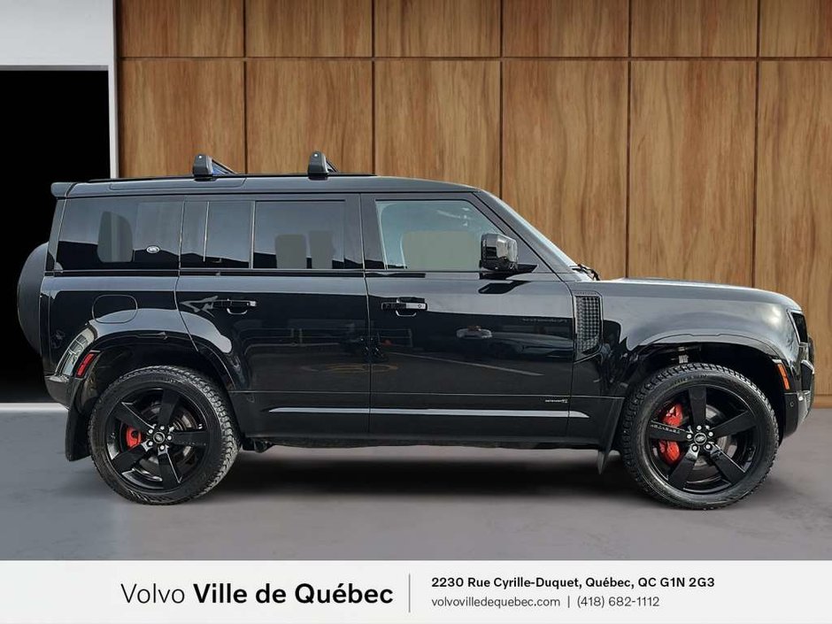 2022 Land Rover Defender 110 X P400-4