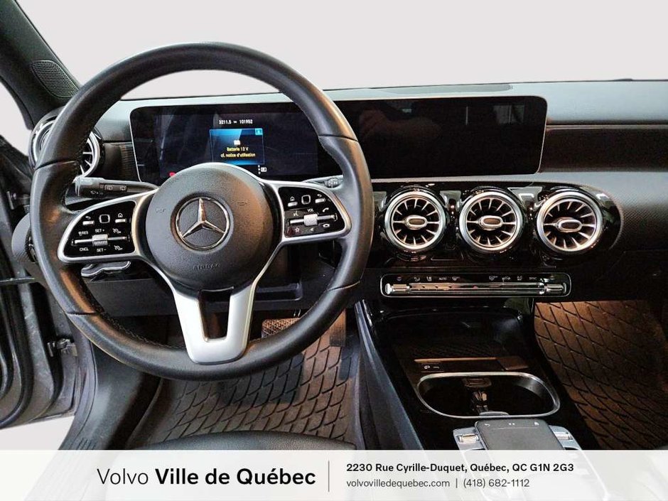 Mercedes-Benz A-Class A250 2019-10