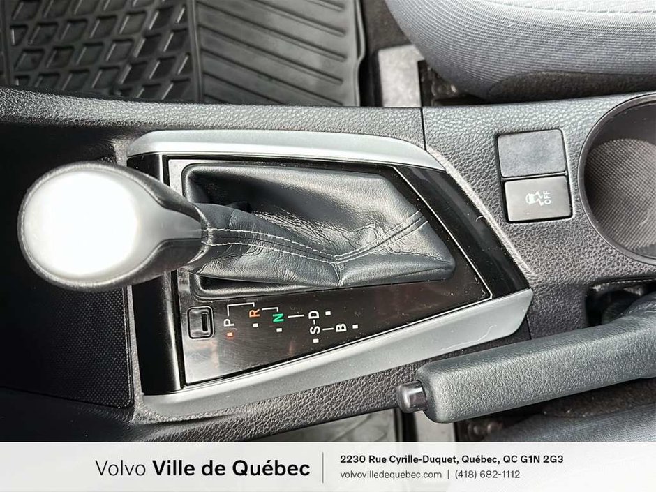 Toyota Corolla CE 2019-18