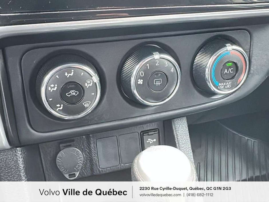Toyota Corolla CE 2019-17