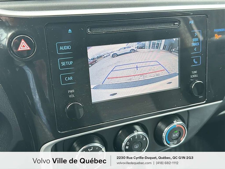 Toyota Corolla CE 2019-16