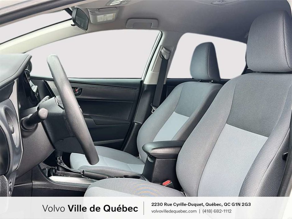 Toyota Corolla CE 2019-8