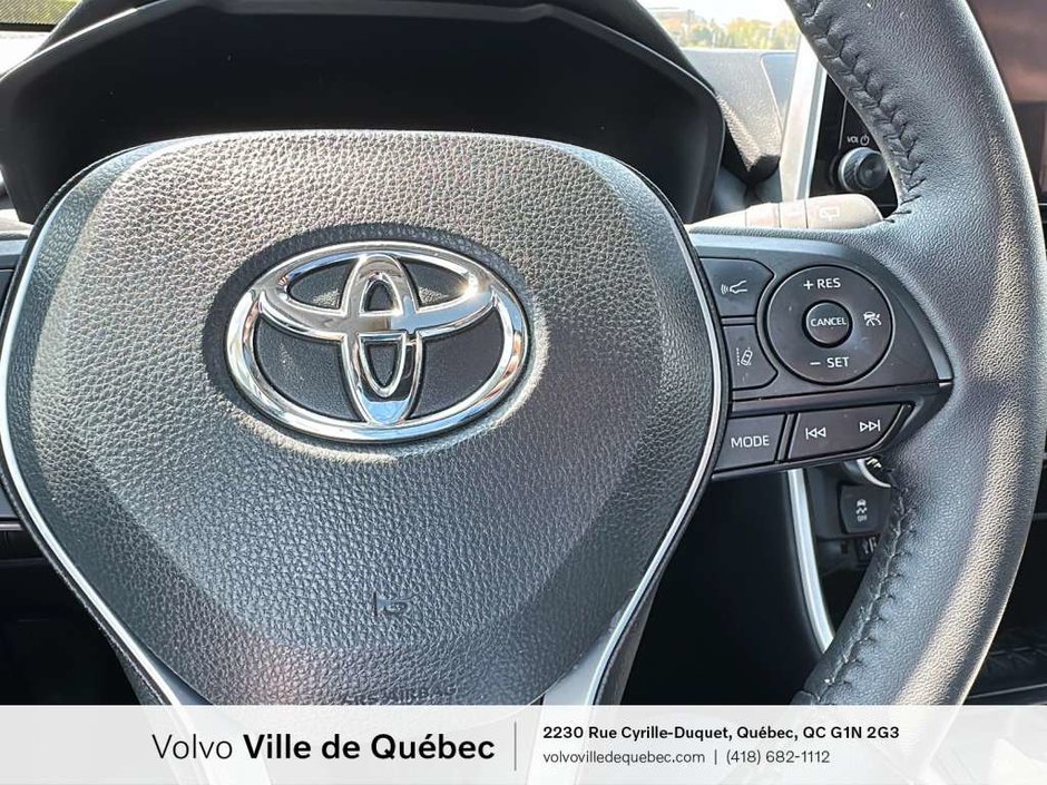 2024 Toyota Rav4 XLE Hyb-16