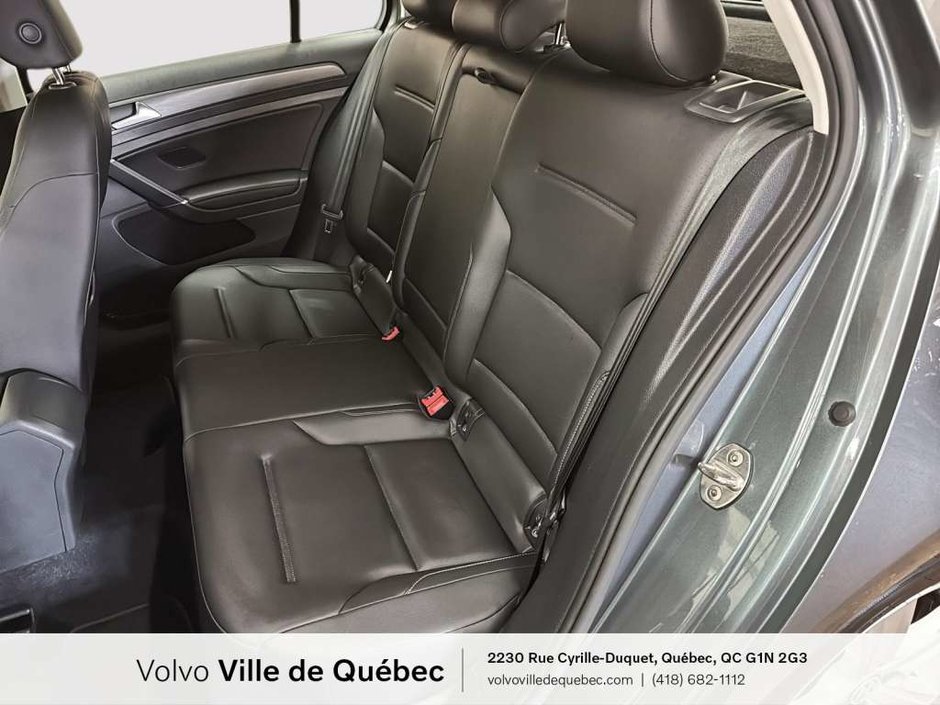 Volkswagen Golf Comfortline 2018-9