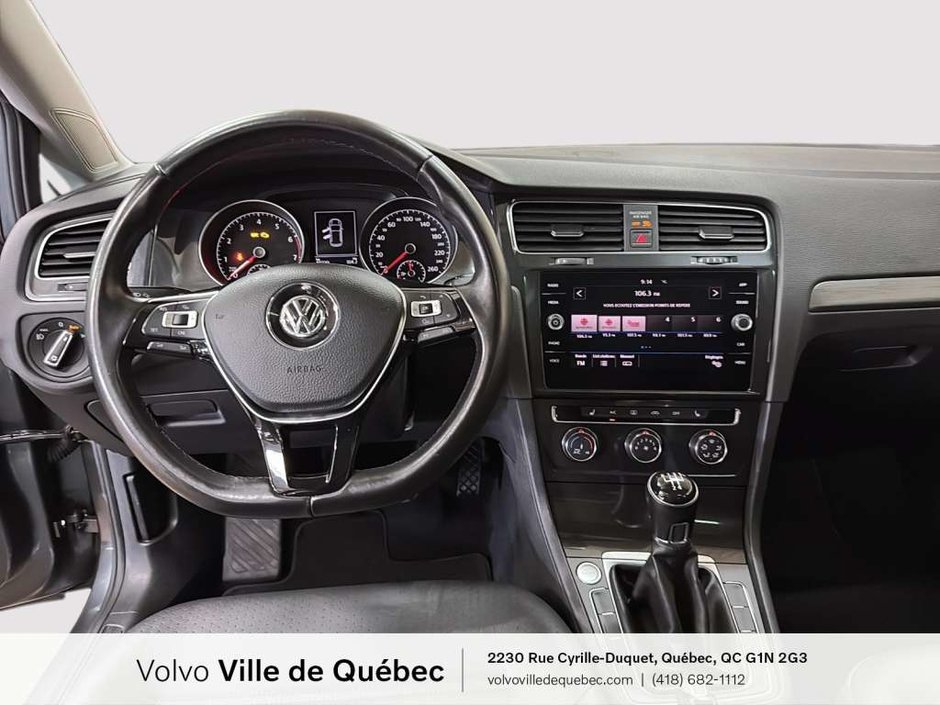 Volkswagen Golf Comfortline 2018-10