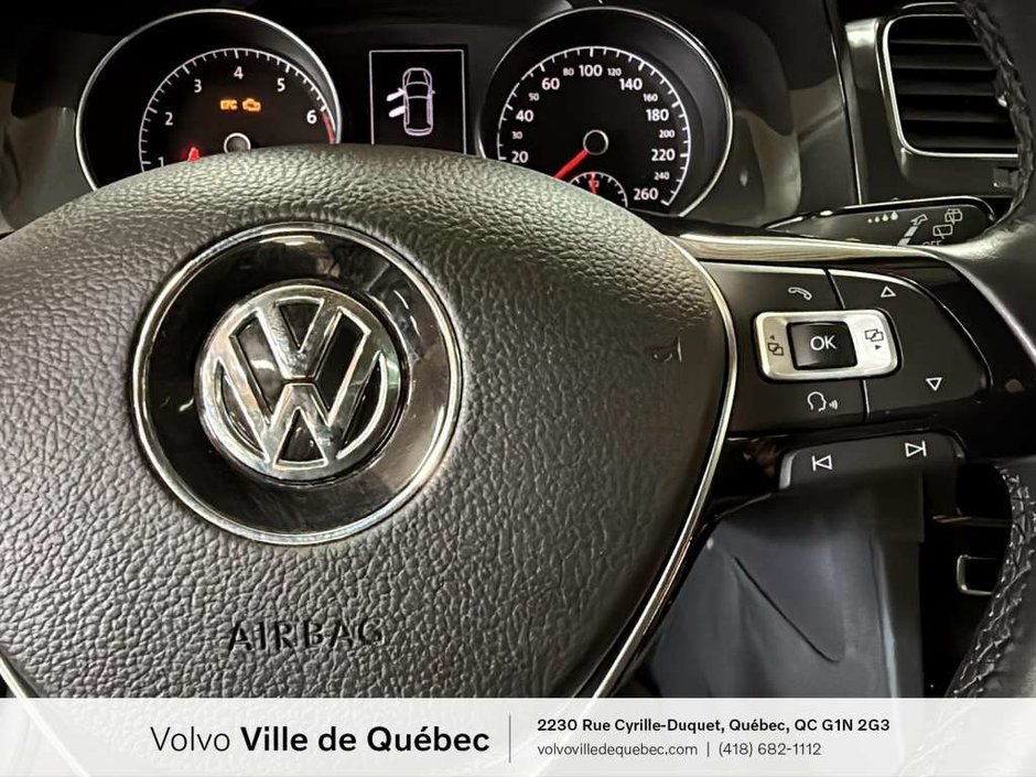 Volkswagen Golf Comfortline 2018-11