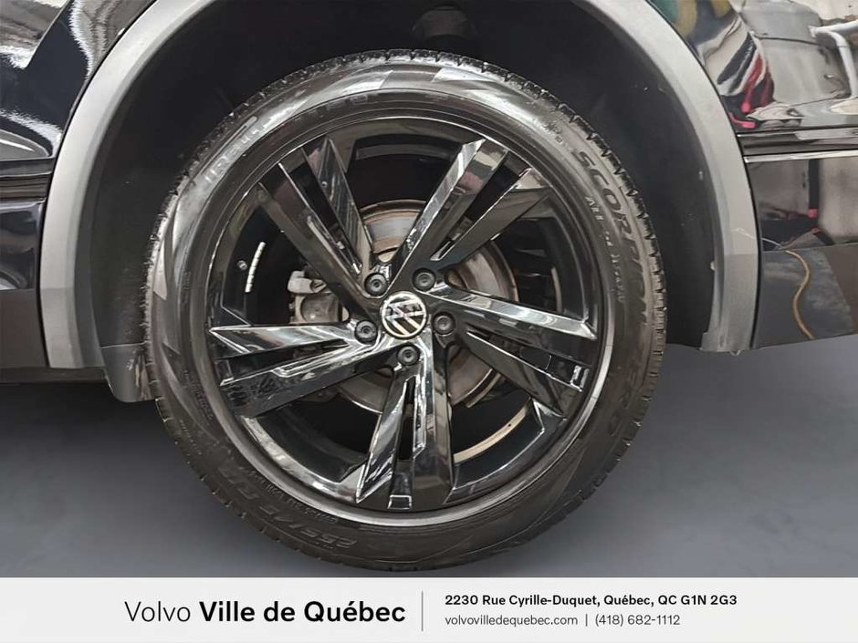 Volkswagen Tiguan Comfortline R-L Blk 2023-7