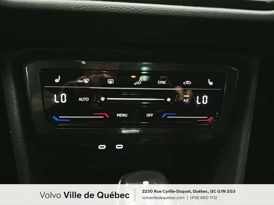 Volkswagen Tiguan Comfortline R-L Blk 2023-21