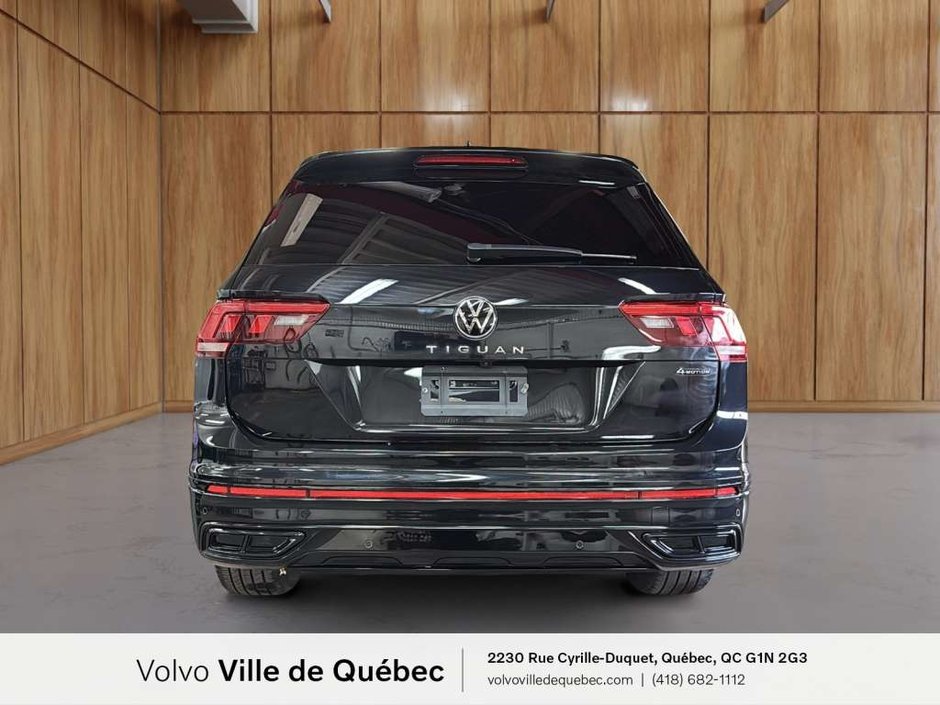 Volkswagen Tiguan Comfortline R-L Blk 2023-4