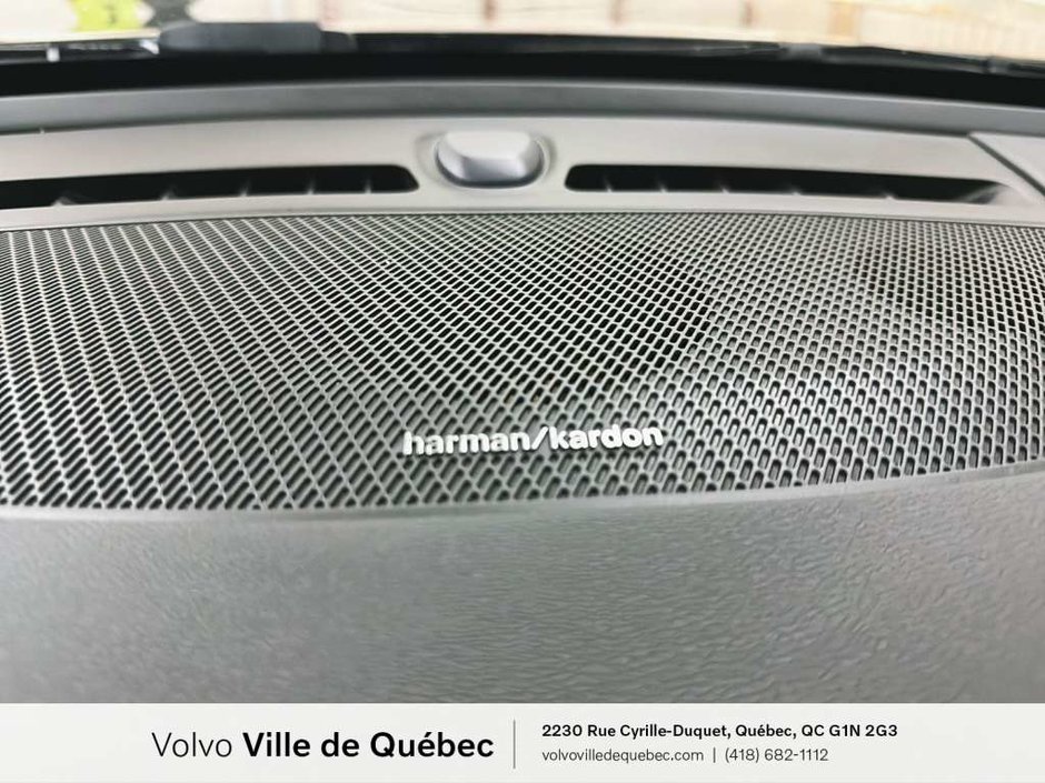 2022 Volvo C40 Recharge Ultimate-23