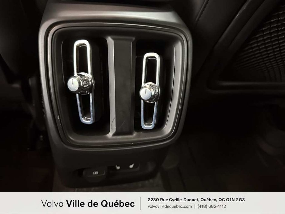 2022 Volvo C40 Recharge Ultimate-13