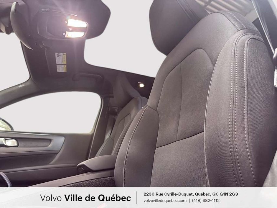 Volvo C40 Recharge Core 2023-9