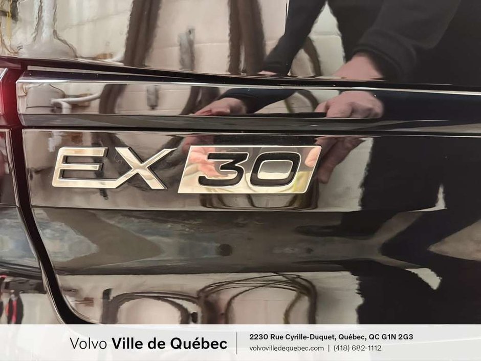 Volvo EX30 TWIN Ultra 2025-9