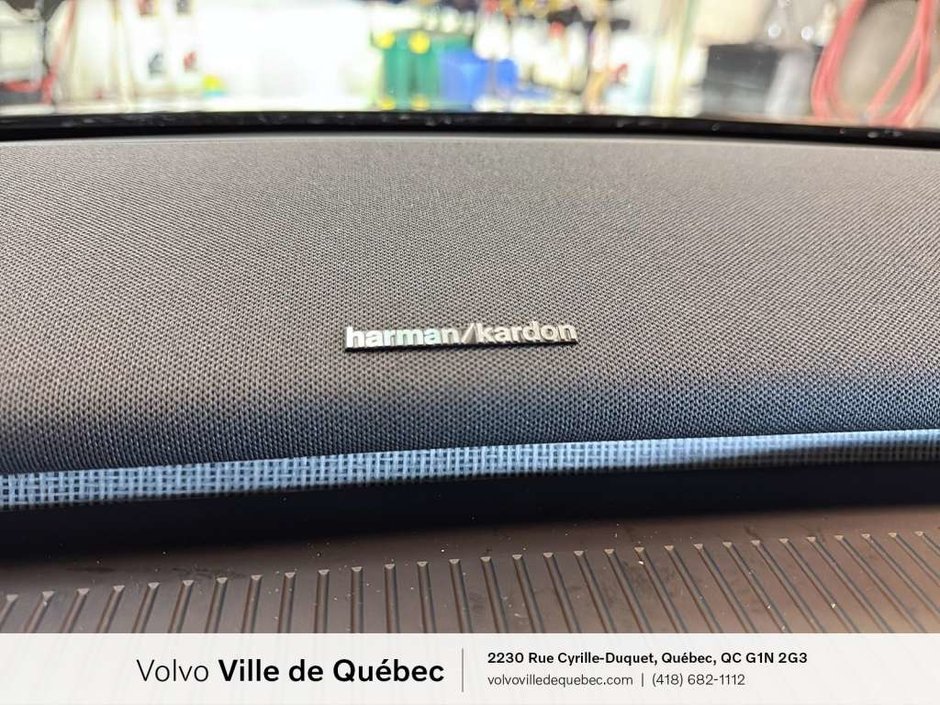 Volvo EX30 TWIN Ultra 2025-22