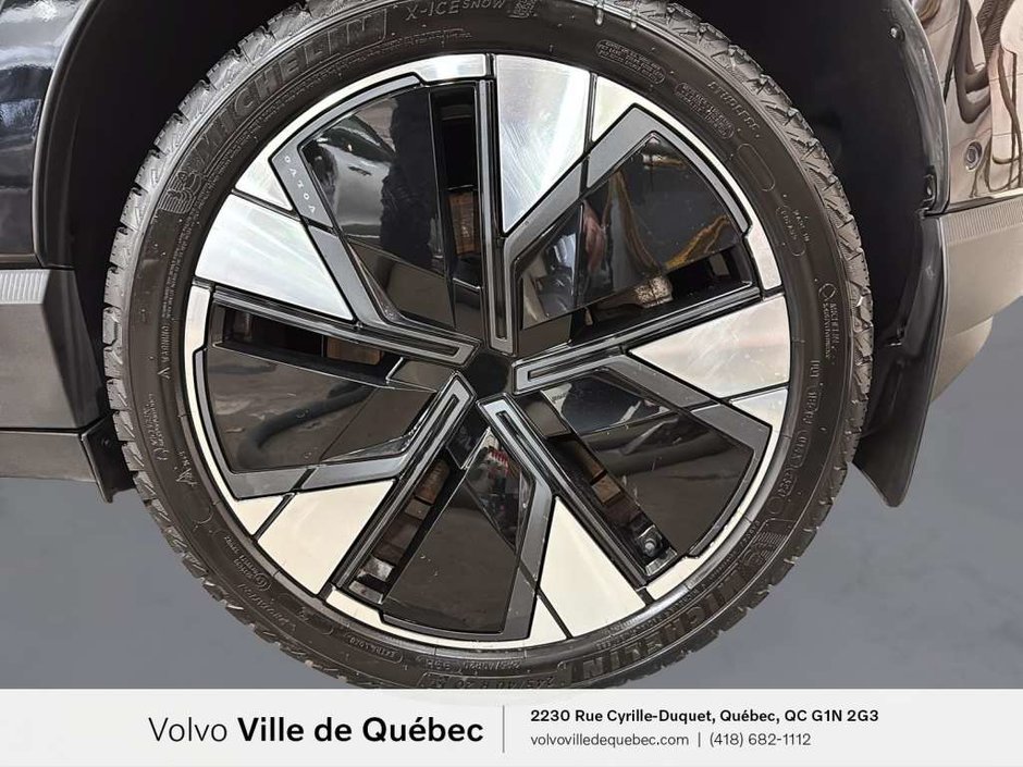 Volvo EX30 TWIN Ultra 2025-8