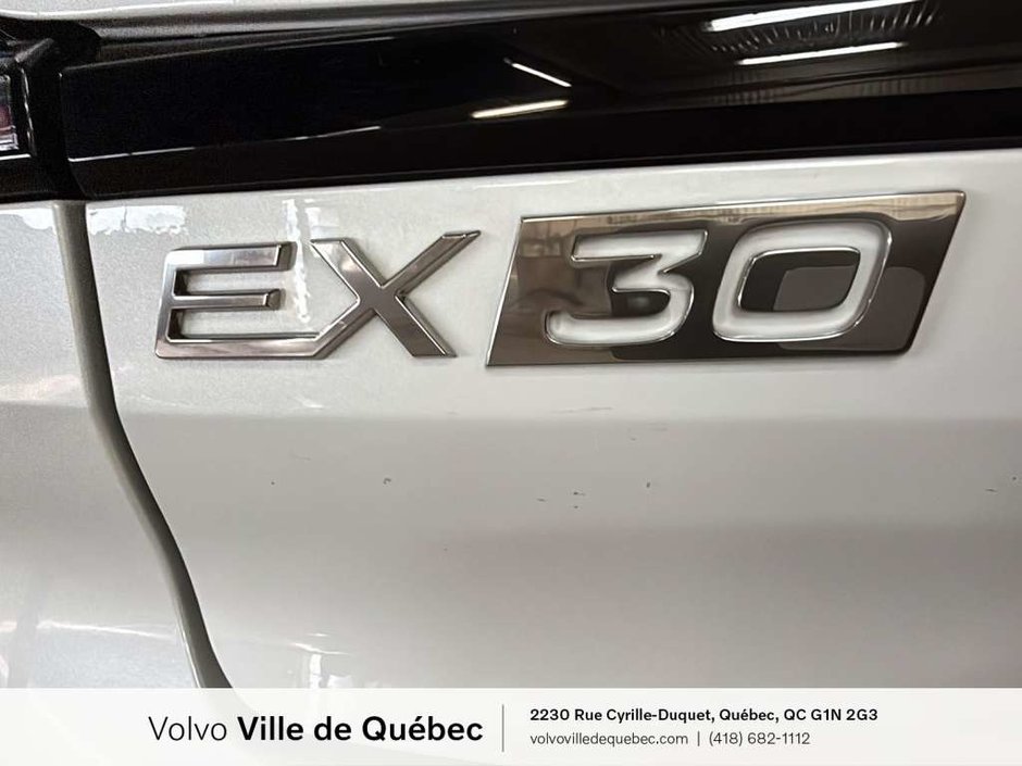 Volvo EX30 TWIN Ultra 2025-7