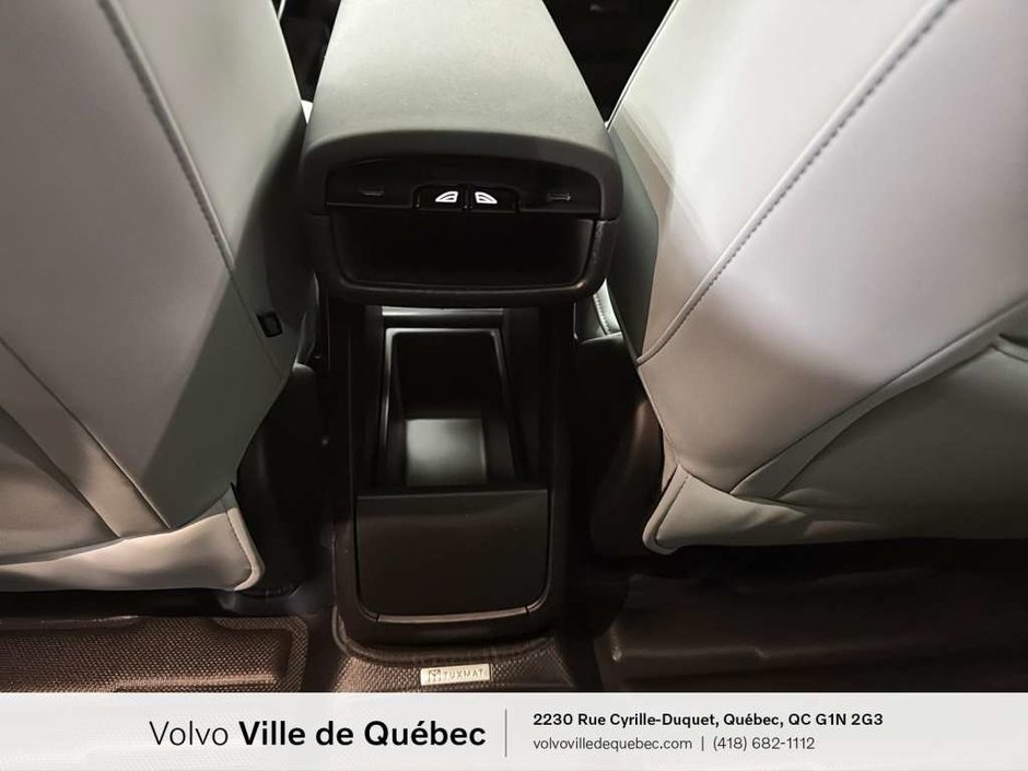 Volvo EX30 TWIN Ultra 2025-11