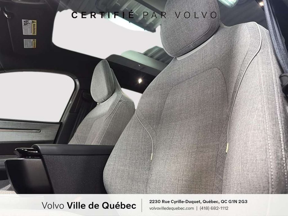 Volvo EX30 TWIN Ultra 2025-8
