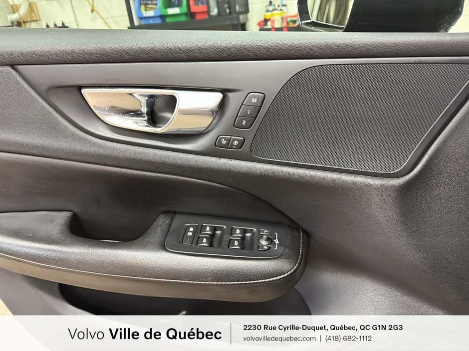 2020 Volvo S60 Momentum-22