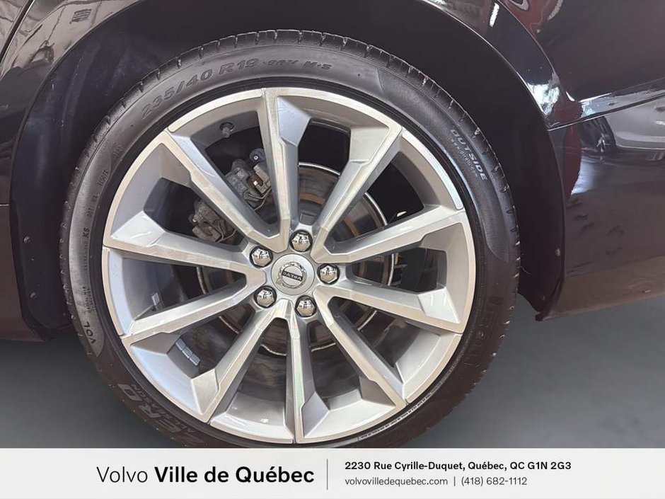 Volvo S60 Momentum 2022-8