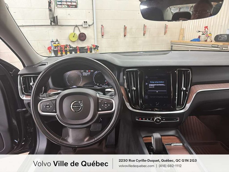 Volvo S60 Momentum 2022-14