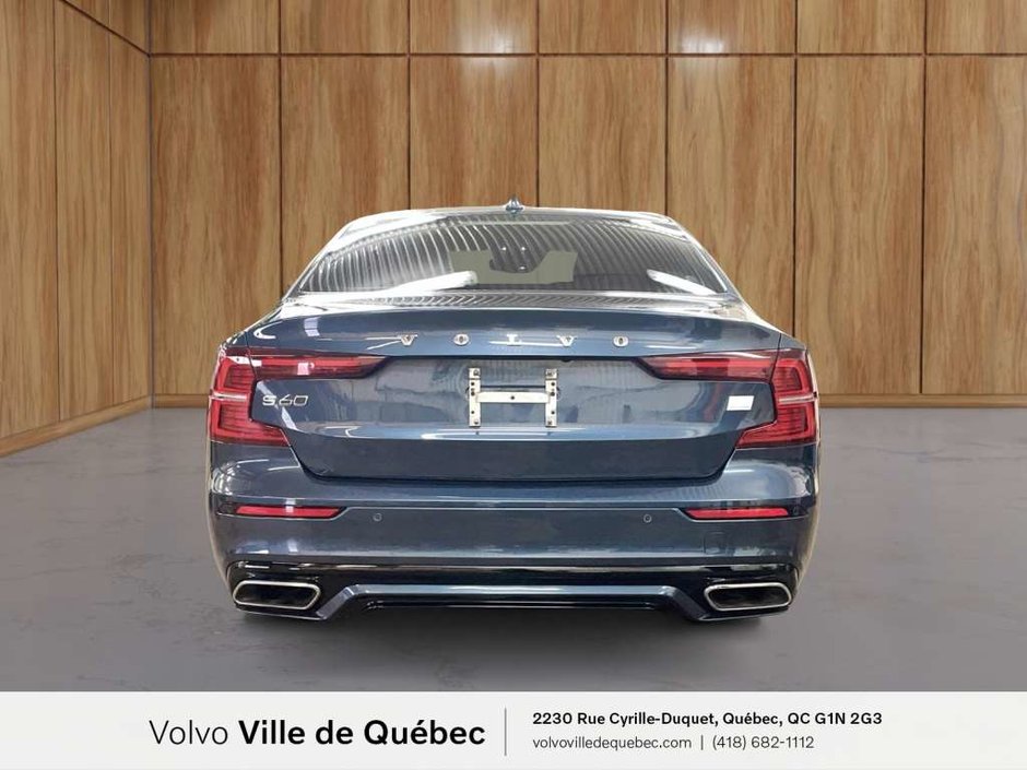 2022 Volvo S60 R-Design Recharge ER-5