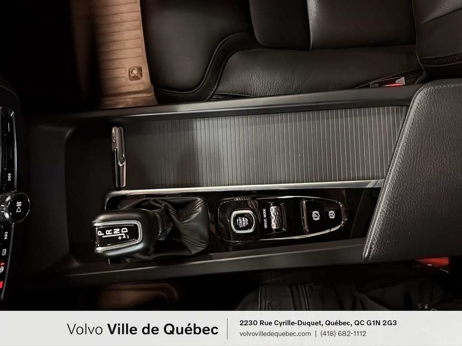 2020 Volvo V60 CC-22