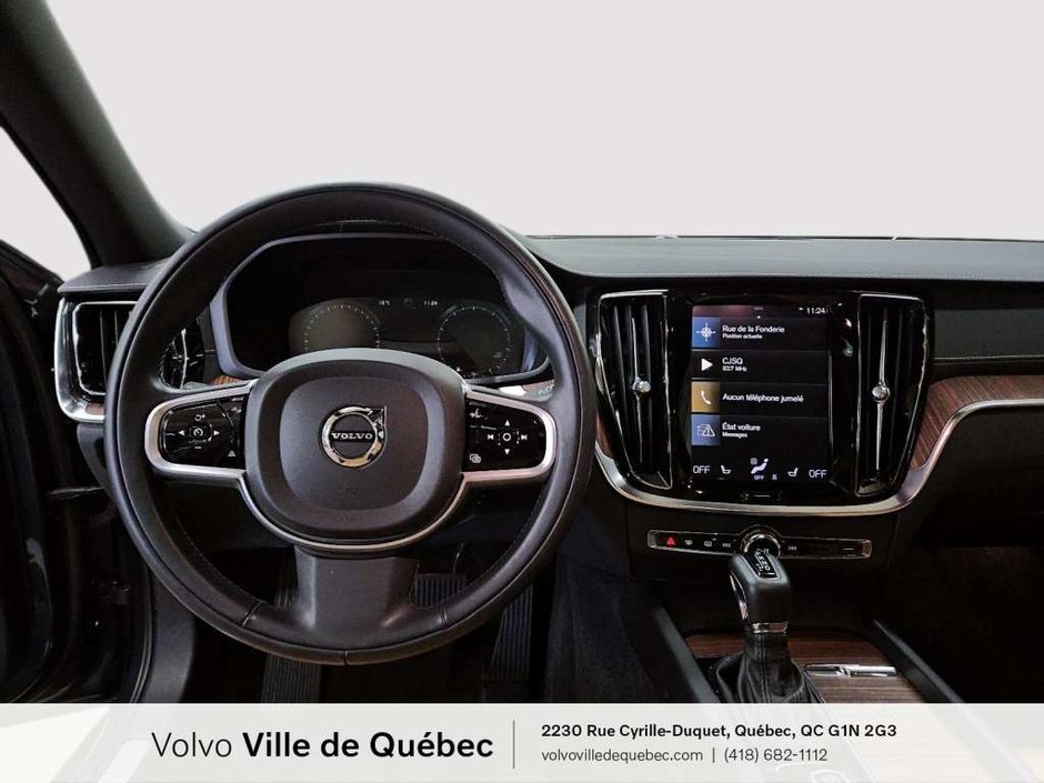 Volvo V60 CC 2022-13