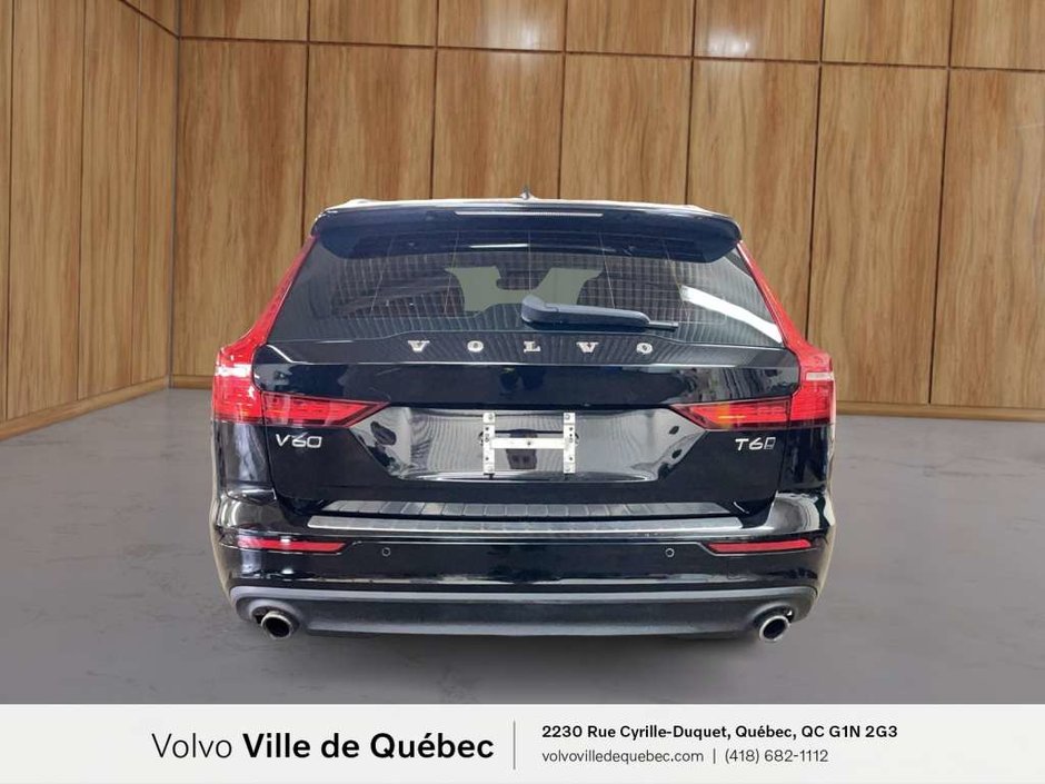 2022 Volvo V60 Momentum-5