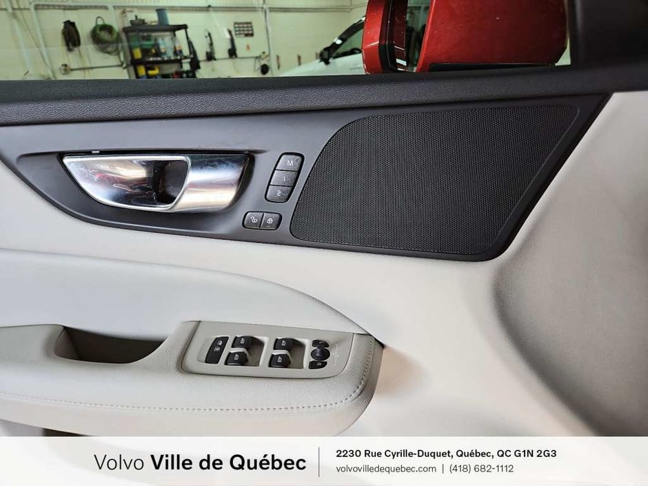 2023 Volvo V60 CC Plus-23