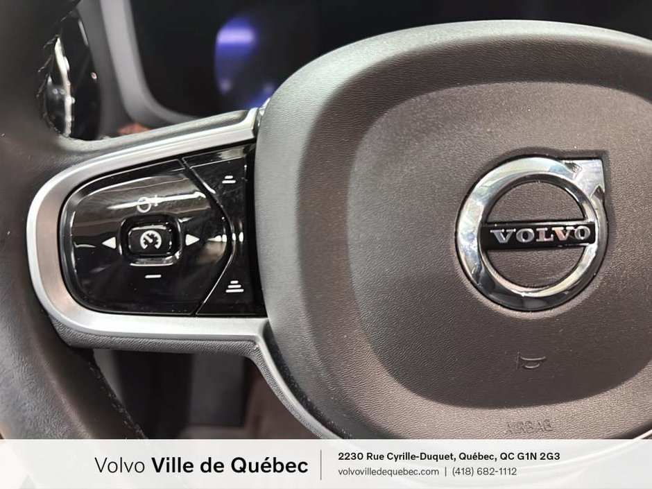 2023 Volvo V60 CC Core-18