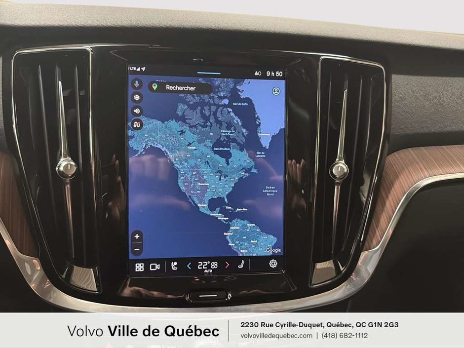 2023 Volvo V60 CC Core-22