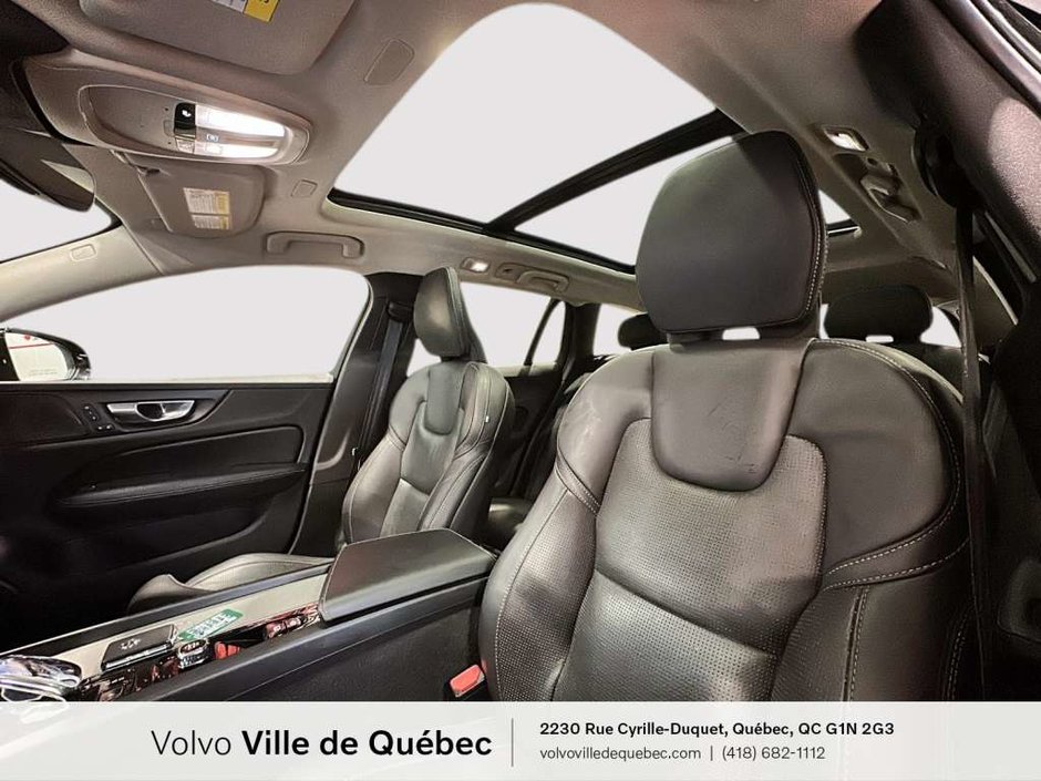 Volvo V60 CC Ultimate 2023-1
