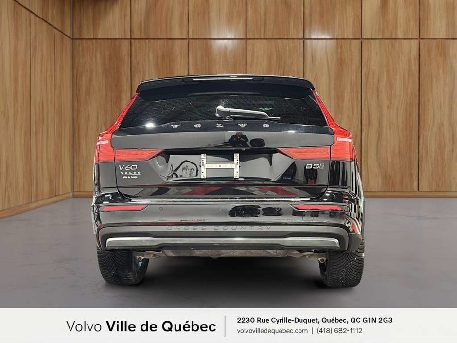 Volvo V60 CC Ultimate 2023-5